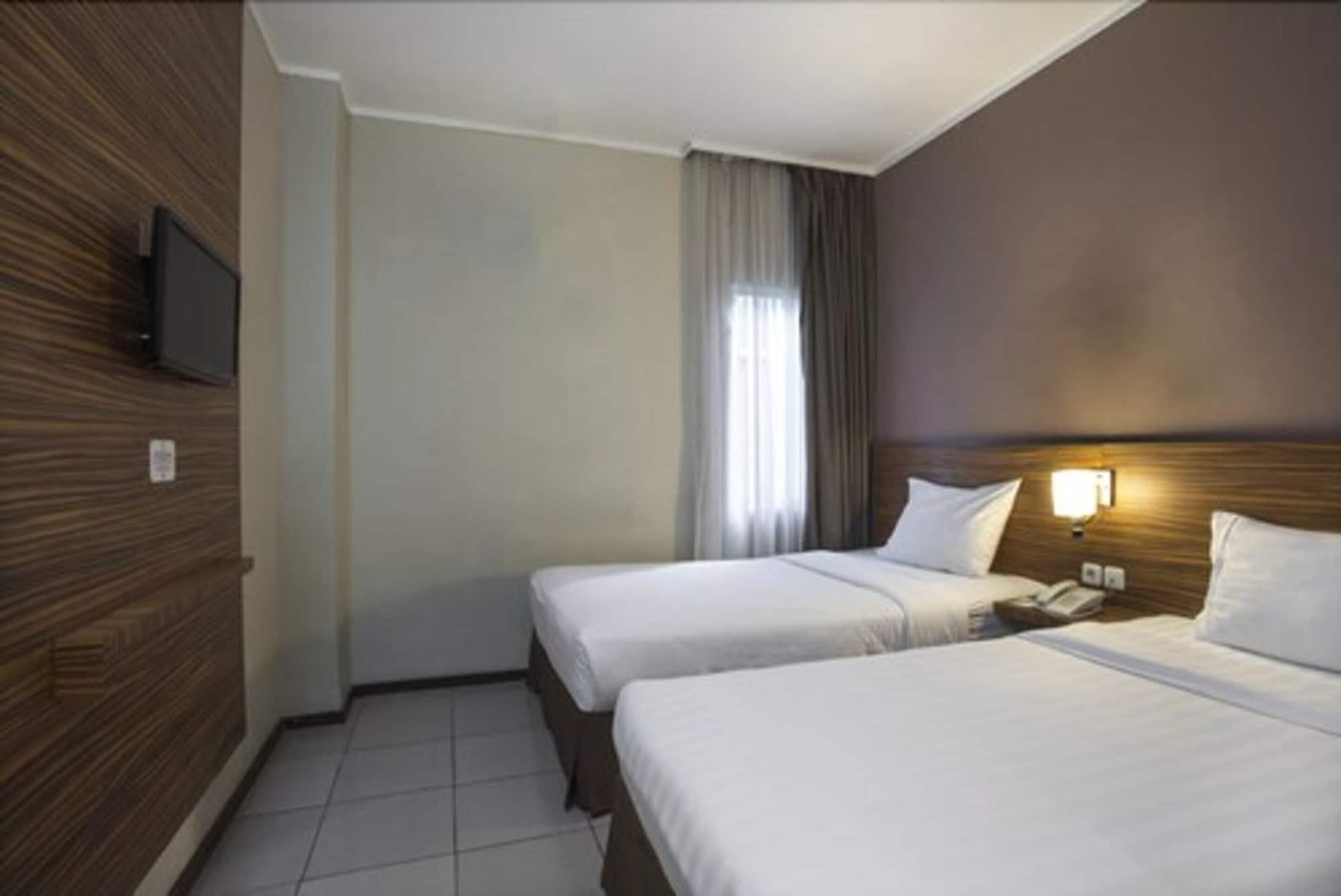 Lorin Sentul Hotel Bogor Zewnętrze zdjęcie