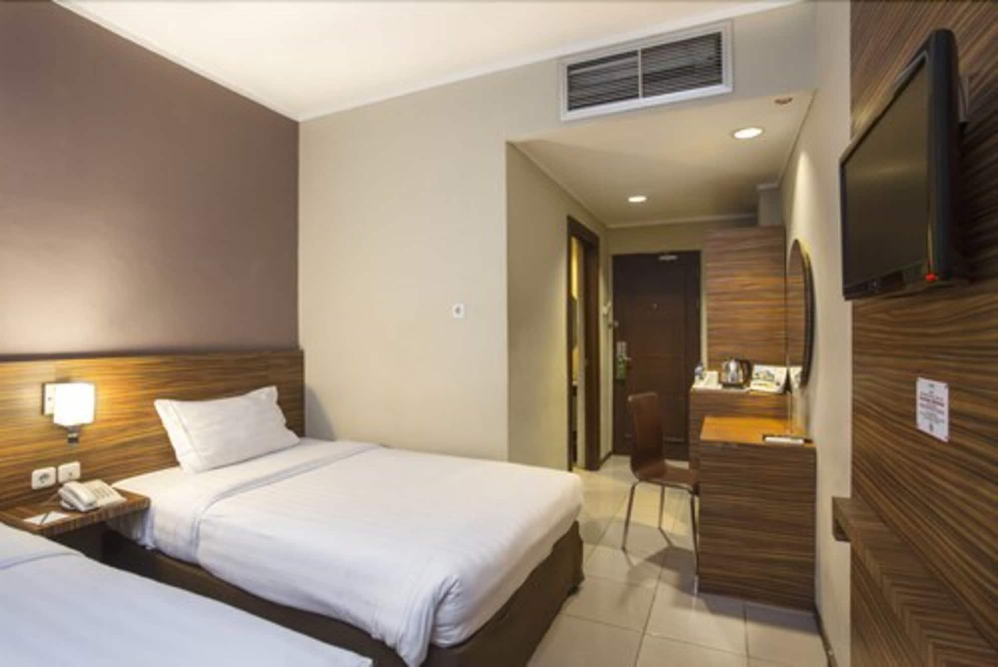 Lorin Sentul Hotel Bogor Zewnętrze zdjęcie